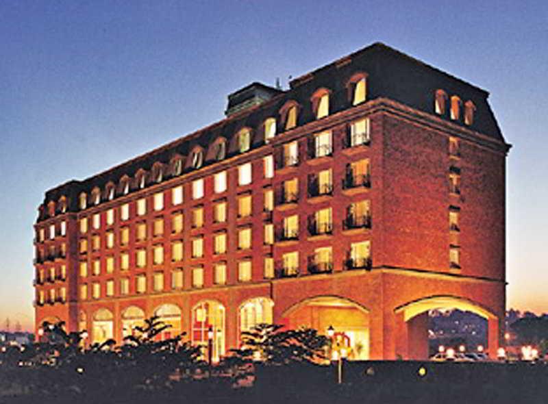 Royal Orchid Central Bangalore, Mg Road Eksteriør billede