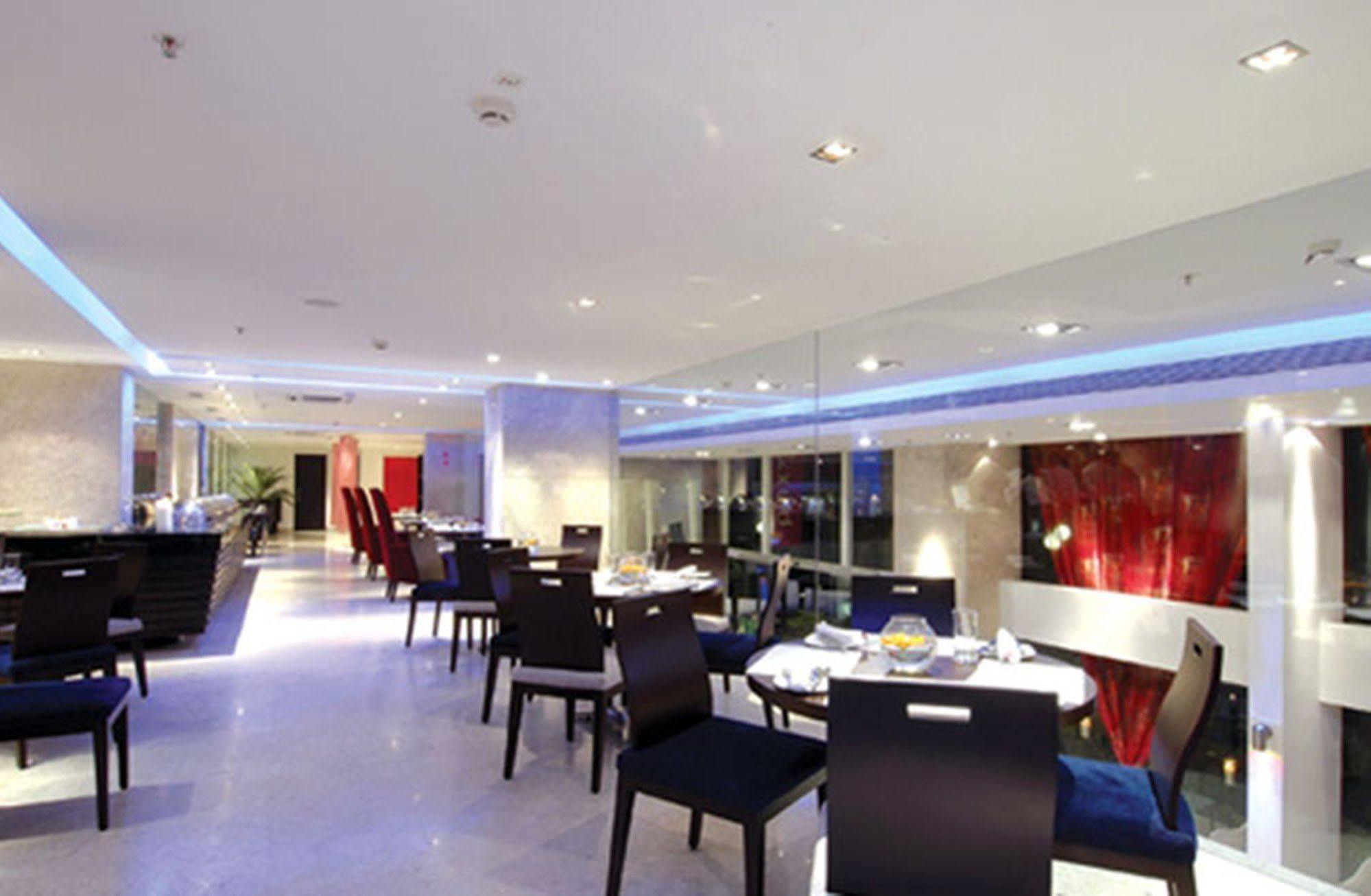 Royal Orchid Central Bangalore, Mg Road Eksteriør billede